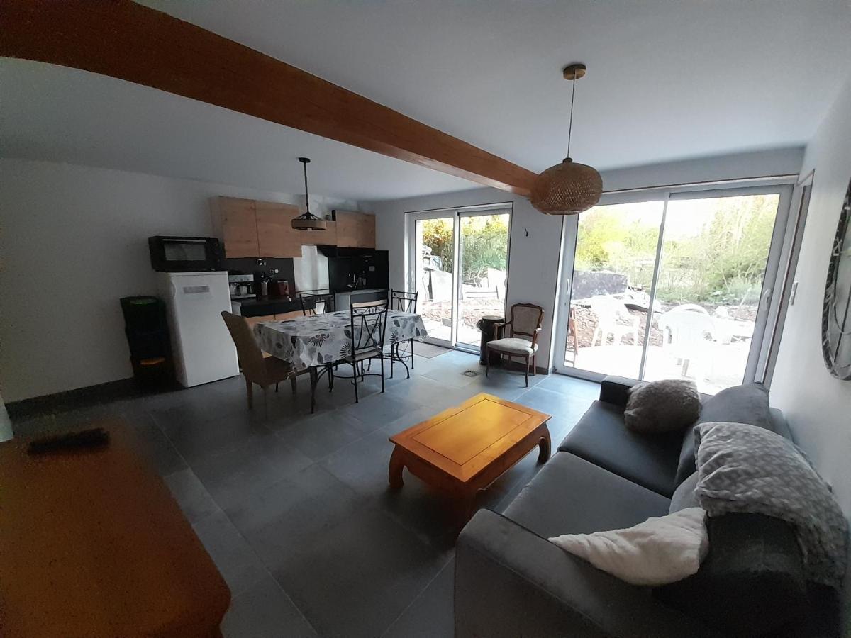 Appartement Sur Jardin Au Calme A Pernes 1 Chambre Eksteriør billede